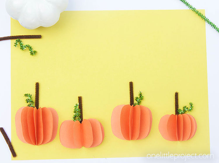 Kids Halloween Crafts - 3D Paper Pumpkins