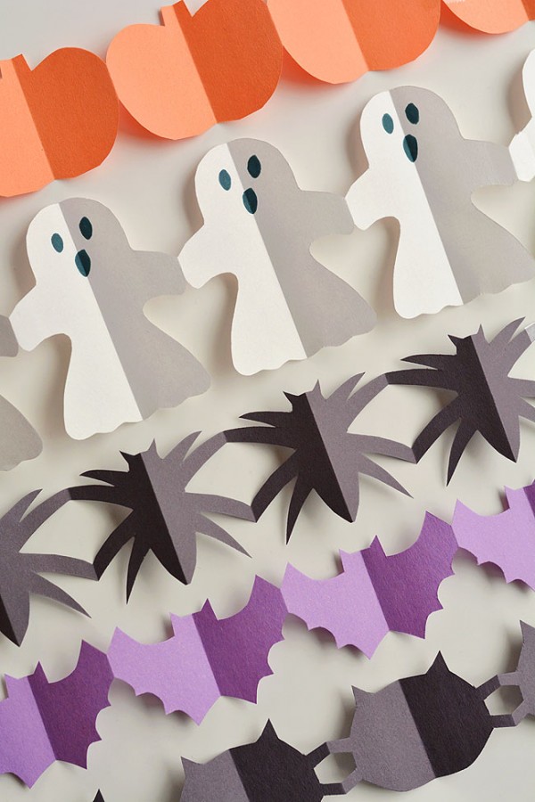 Halloween Paper Garland Cutouts - Bats, Spiders, Pumpkins, Ghosts and