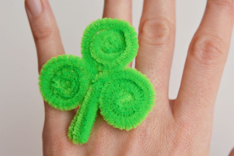 Shamrock rings made from pipe cleaners