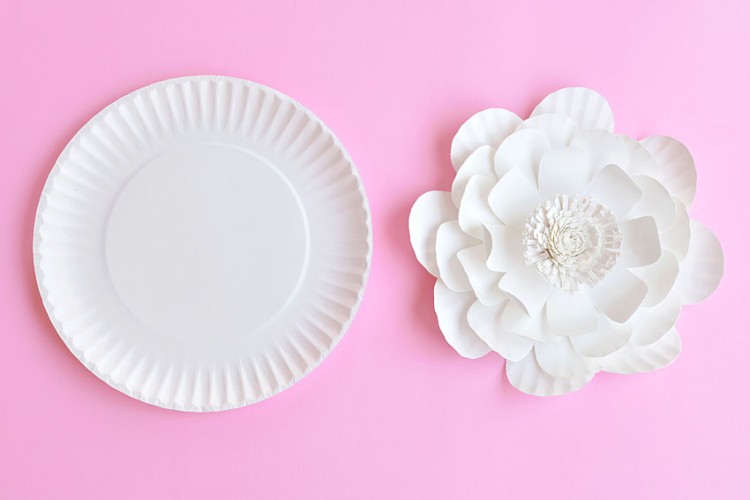 How to make flowers out of paper plates