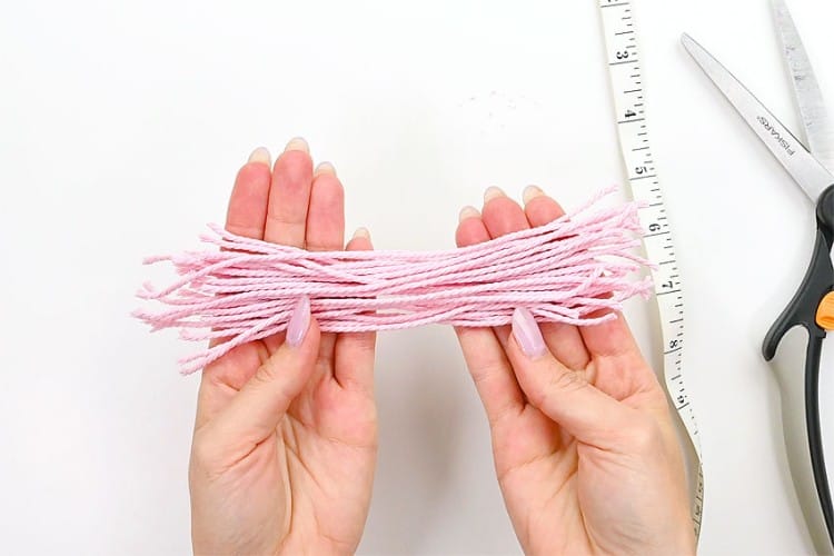 How to Make a Macrame Feather | Macrame Feather DIY