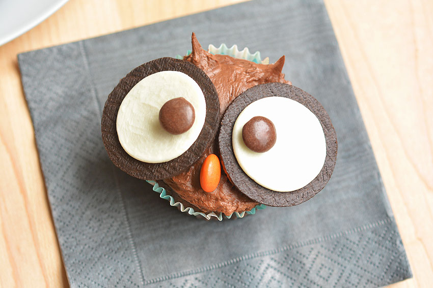 Owl cupcake on a napkin