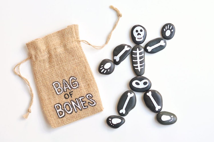 Bag of skeleton bones craft