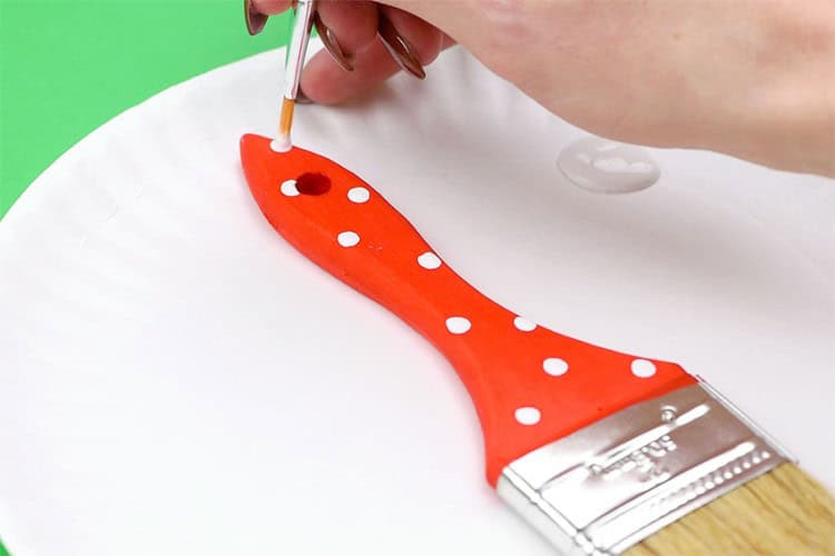 Paint Brush Santa Craft | DIY Santa Paintbrush Ornament