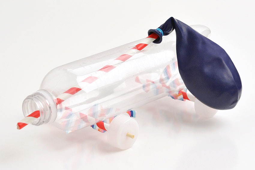 DIY Self-Propelled Balloon Car Water Bottle, Step-by-Step Instructions