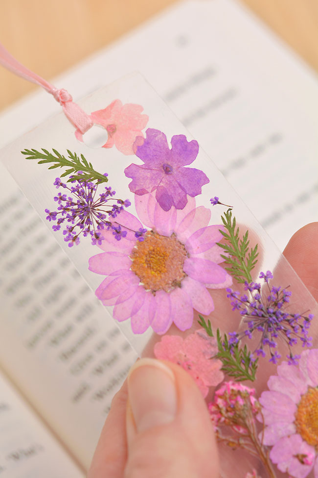 Pressed Flowers Bookmarks - A girl and a glue gun