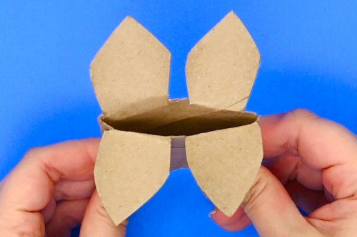 Paper Roll Flower Painting