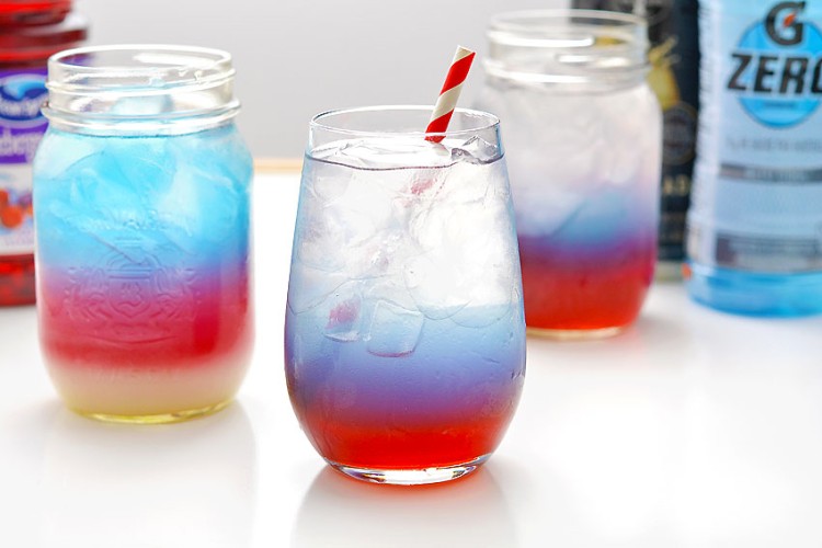4th of July layered drinks