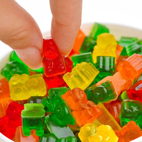3-Ingredient Easy Jumbo Jello Gummy Bears - My Pinterventures