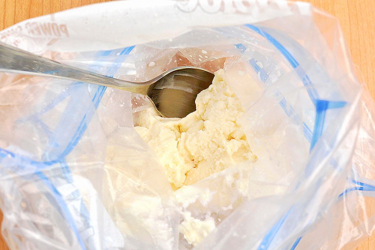 Ice cream in a bag experiment for kids