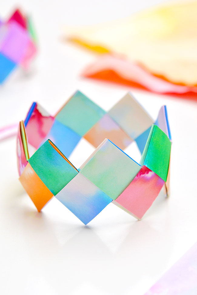 Heart Paper Bracelets for Kids - Printable Template - Easy Peasy and Fun