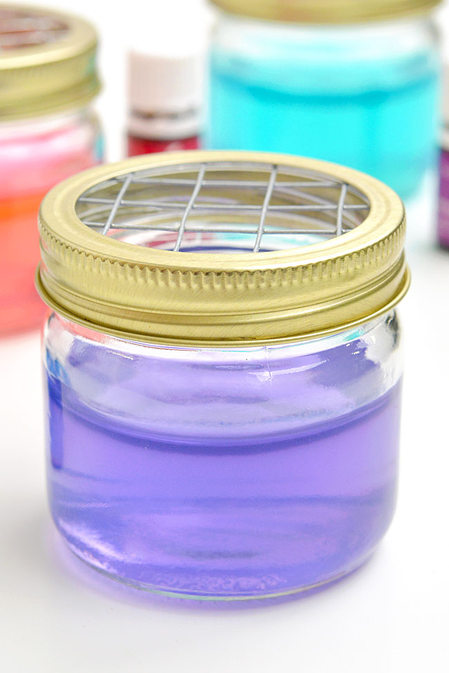 DIY gel air freshener made with essential oils and gelatin