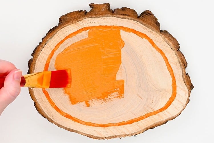 DIY Wood Slice Pumpkins | A Cute and Easy Pumpkin Craft!