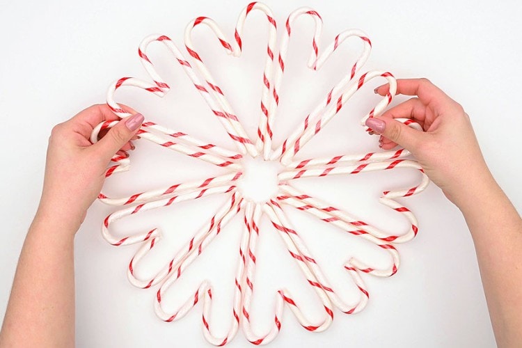 DIY Candy Cane Wreath | How to Make a Candy Cane Wreath