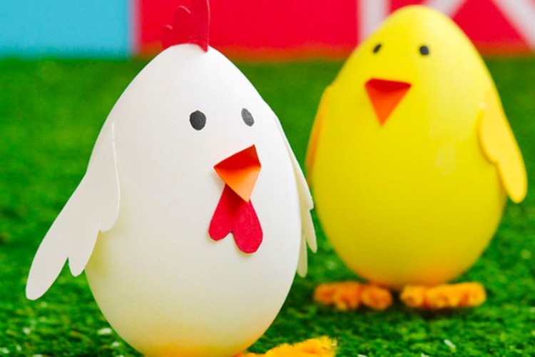 Farm animal Easter eggs made with plastic eggs and cardstock