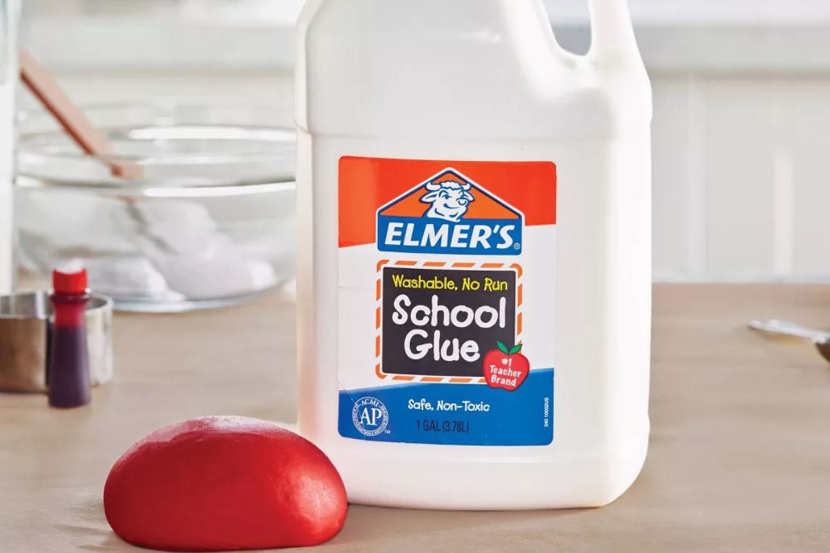 Elmer's white school glue