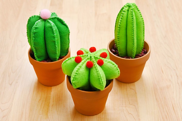 DIY felt cactus