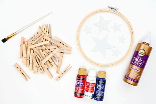 4th of July Clothespin Wreath Supplies