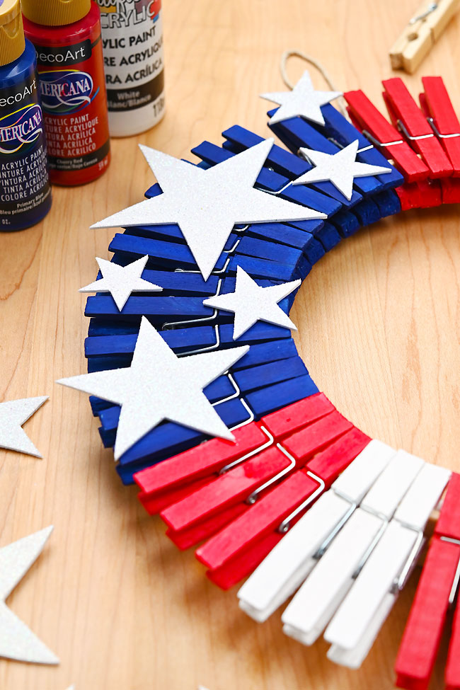 Fun and easy 4th of July homemade wreath