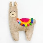DIY Felt Llama