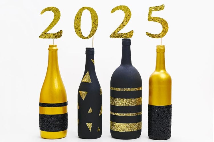 New Year's Eve Wine Bottle Decor DIY New Year's centerpieces made with wine bottles