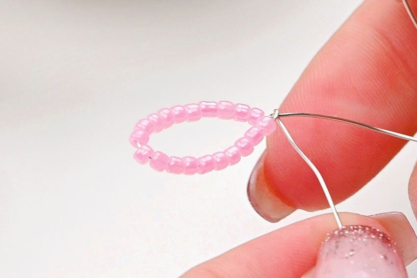 Beaded Butterfly Ring - How to Make a Wire & Bead Butterfly Ring Beaded Butterfly Ring - How to Make a Wire & Bead Butterfly Ring