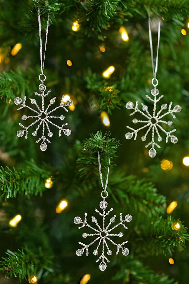Wire Wrap Snowflake Ornament Wire wrap snowflake ornaments on a Christmas tree