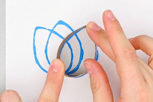 Paper Roll Tulip Painting