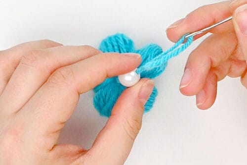 Yarn Flower Craft