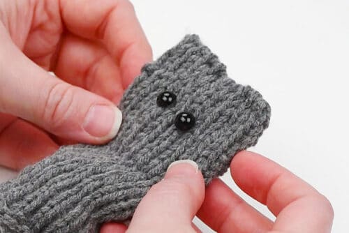 Loom Knit Cat