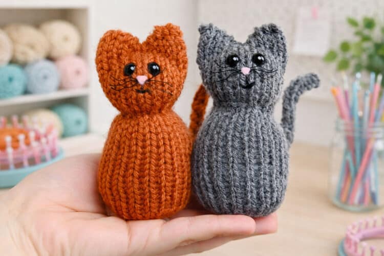 Loom Knit Cat How to make a cute loom knit cat