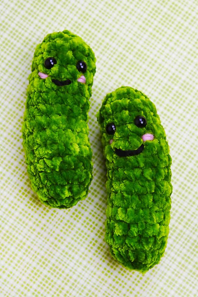 Cute crochet pickle amigurumi