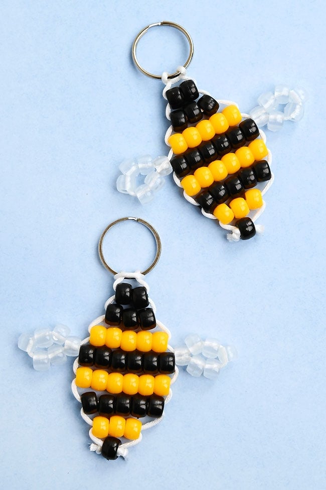 Bumble Bee Pony Bead Pattern Simple bumble bee keychains made with pony beads