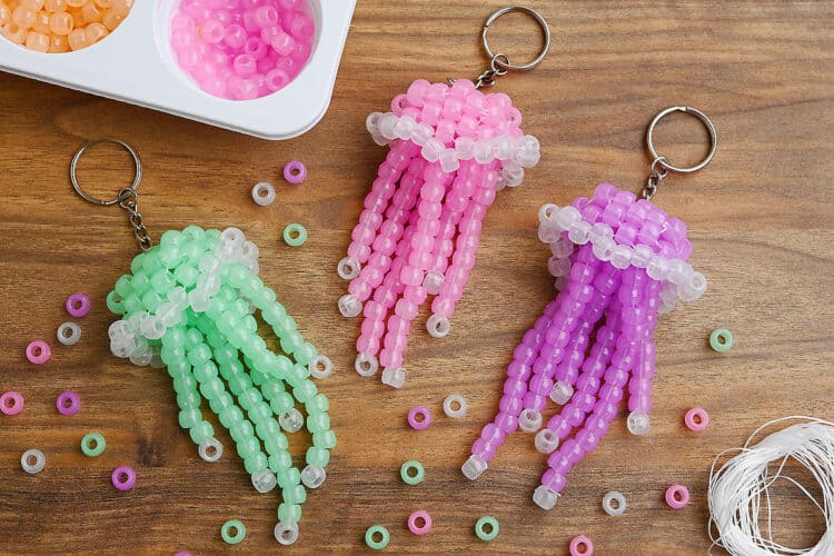 Pony Bead Jellyfish Beaded jellyfish craft