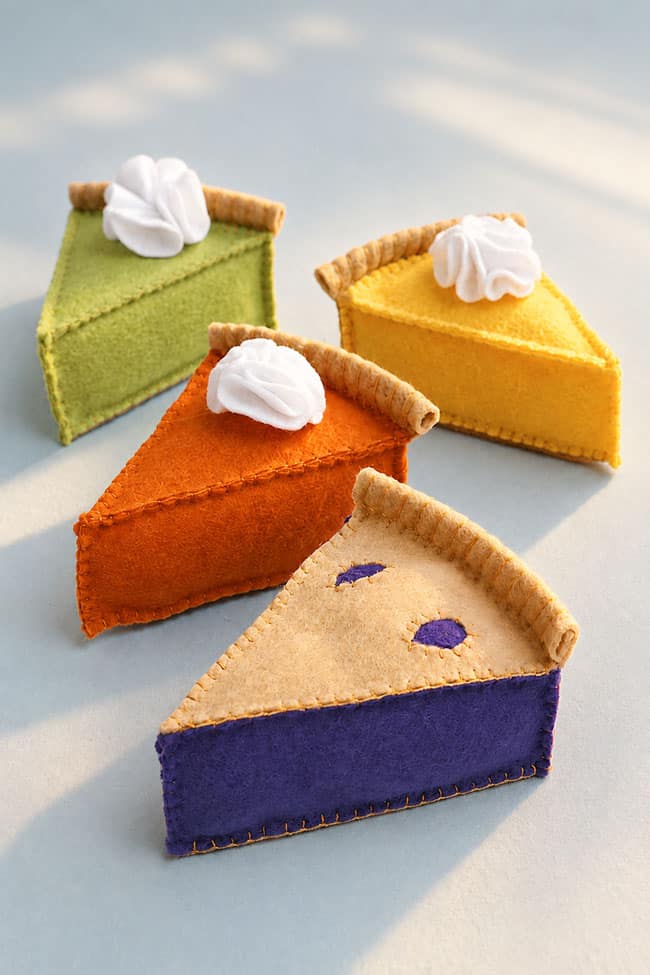 Felt Pie Felt pie soft toys