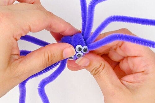 Halloween Pipe Cleaner Crafts