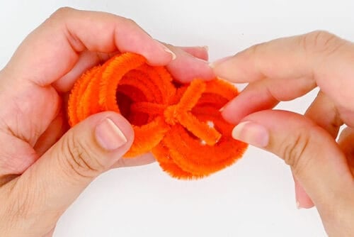 Halloween Pipe Cleaner Crafts