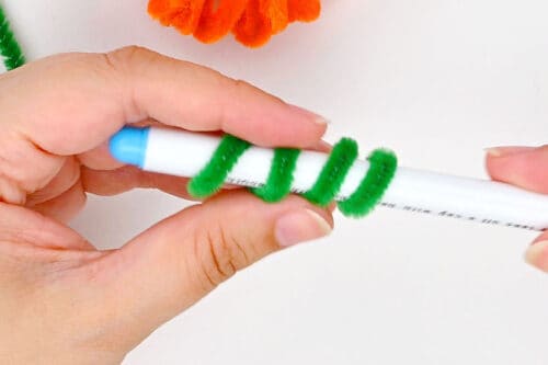 Halloween Pipe Cleaner Crafts