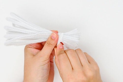Halloween Pipe Cleaner Crafts