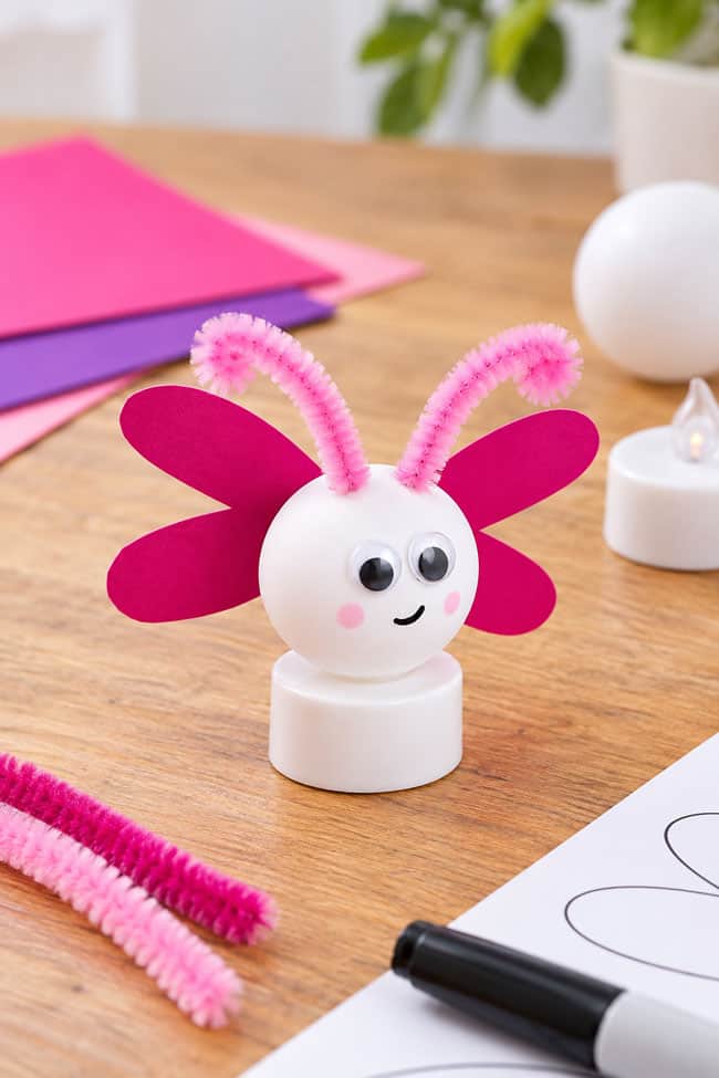 Light Up Firefly Craft Light up firefly with craft supplies to make more