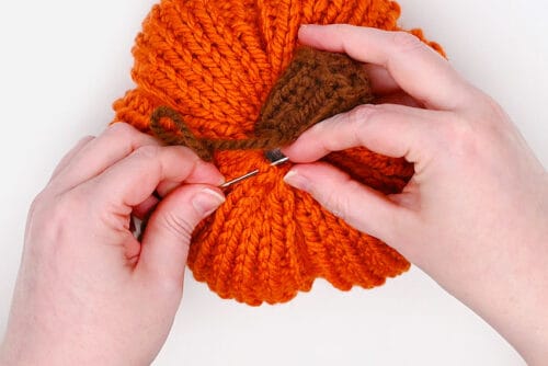 Loom Knit Pumpkin